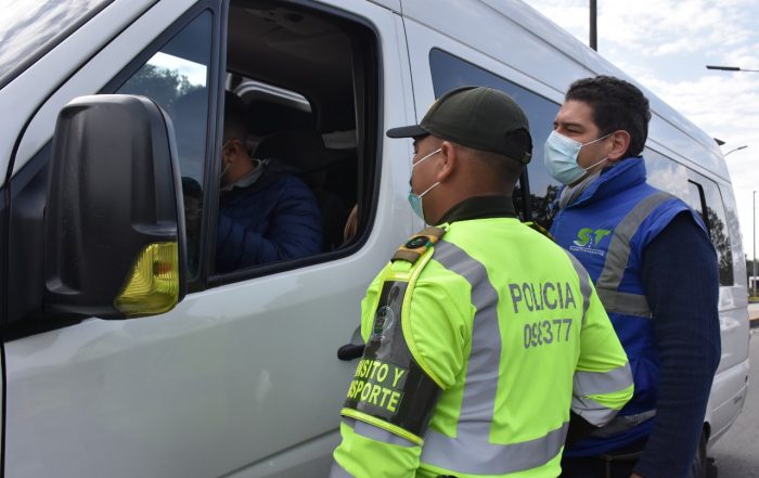 Imagen operativo de tránsito