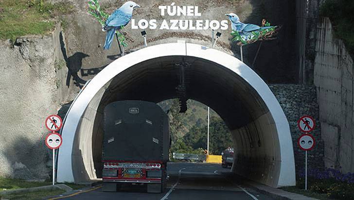El Ministerio de Transporte y sus entidades adscritas activan protocolos de emergencia para iniciar las investigaciones preliminares sobre el siniestro ocurrido en el alto de la línea